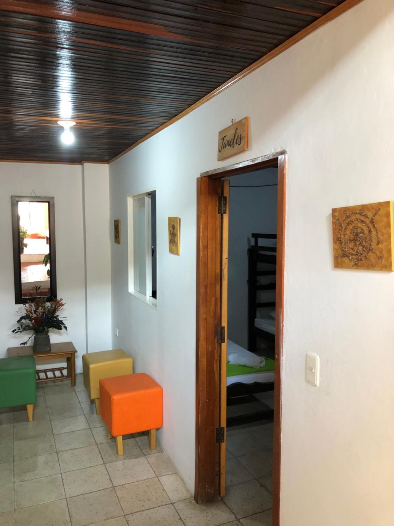 Hospedaje Los Capuchinos Сокорро Экстерьер фото