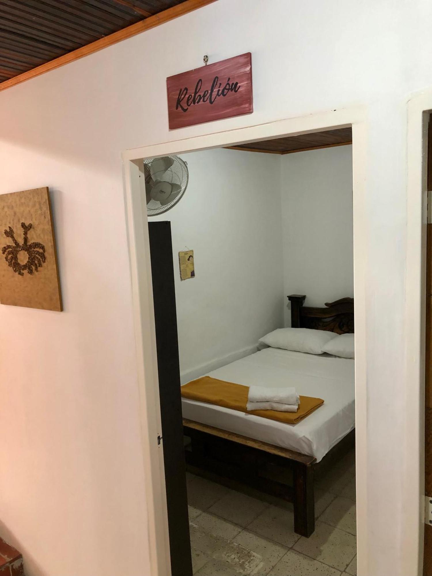Hospedaje Los Capuchinos Сокорро Экстерьер фото